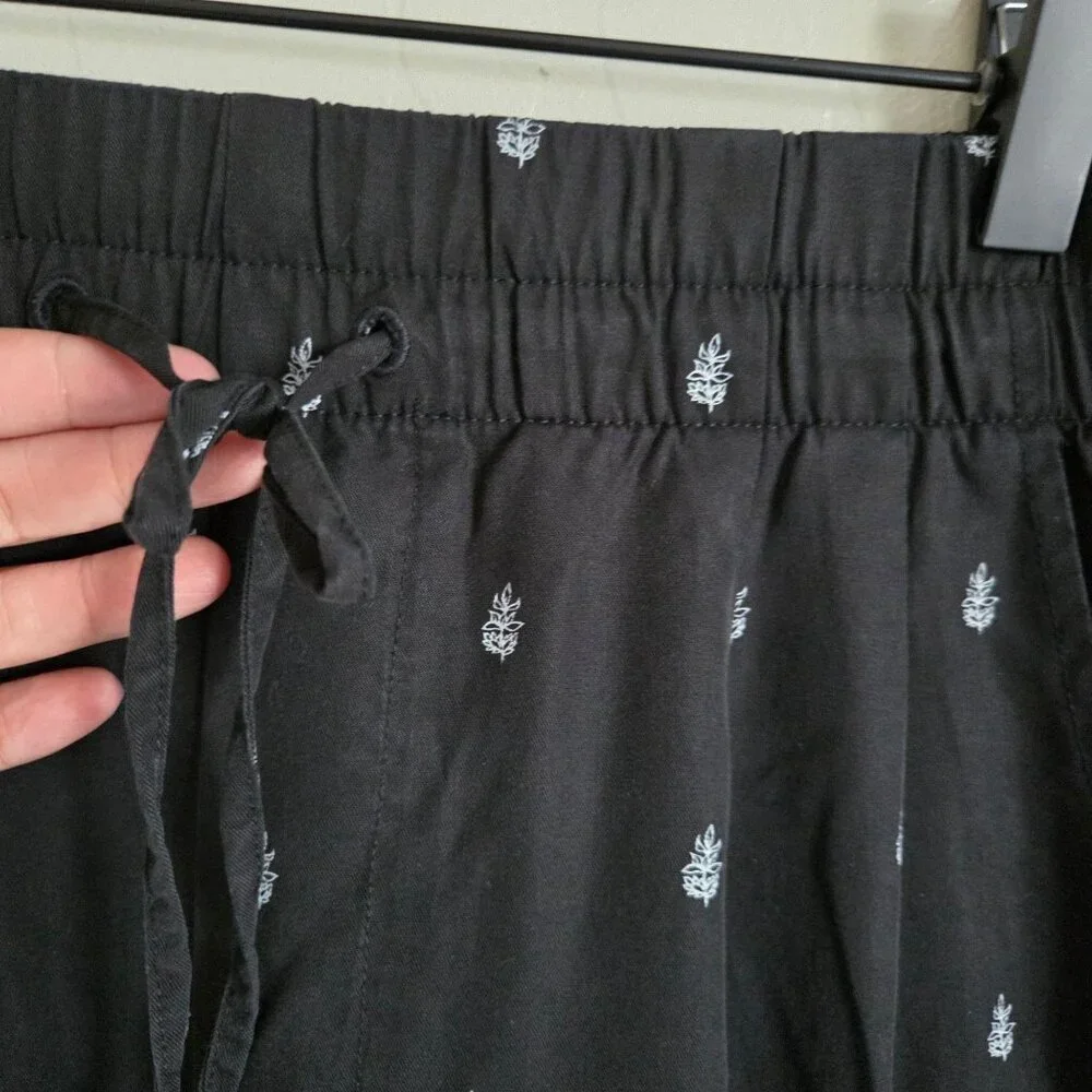 Garnet Hill Tencel Floral Cropped Black Pant Womens 12 Elastic Waist Drawstring
